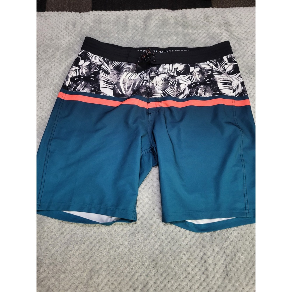 Euc Old Navy swim trunks Size 38